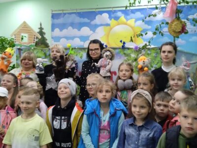 КАНІКУЛЫ Ў БІБЛІЯТЭЦЫ