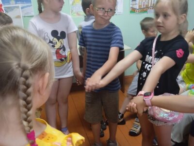 Дорогами сказок