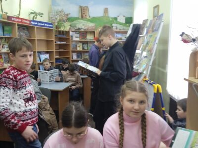 ЗДЕСЬ ЖИВУТ КНИГИ