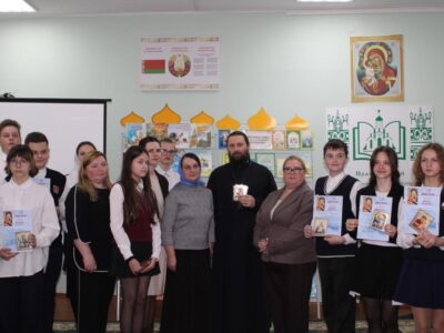 Конкурс чтецов “Сердце матери”