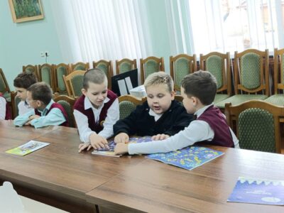 «Меню для юных книжоежек»